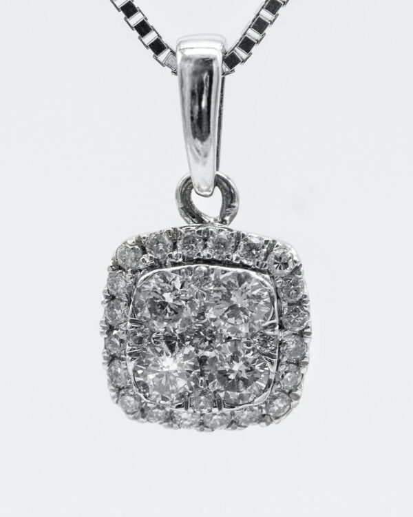 18 CT WHITE GOLD necklace with 0.8ct DIAMOND CUSHION CLUSTER PENDANT - Image 2